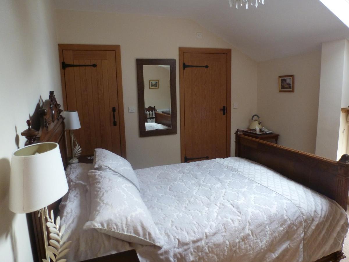 Mile House Barn Bed & Breakfast 南特威奇 外观 照片
